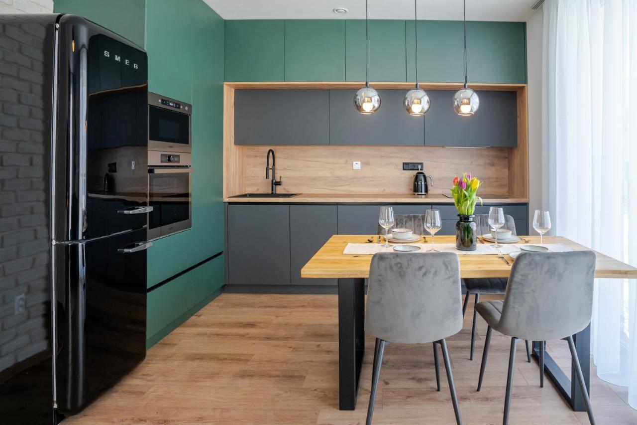 Avocado Apartment Victory Port Liptovsky Mikulas Bagian luar foto